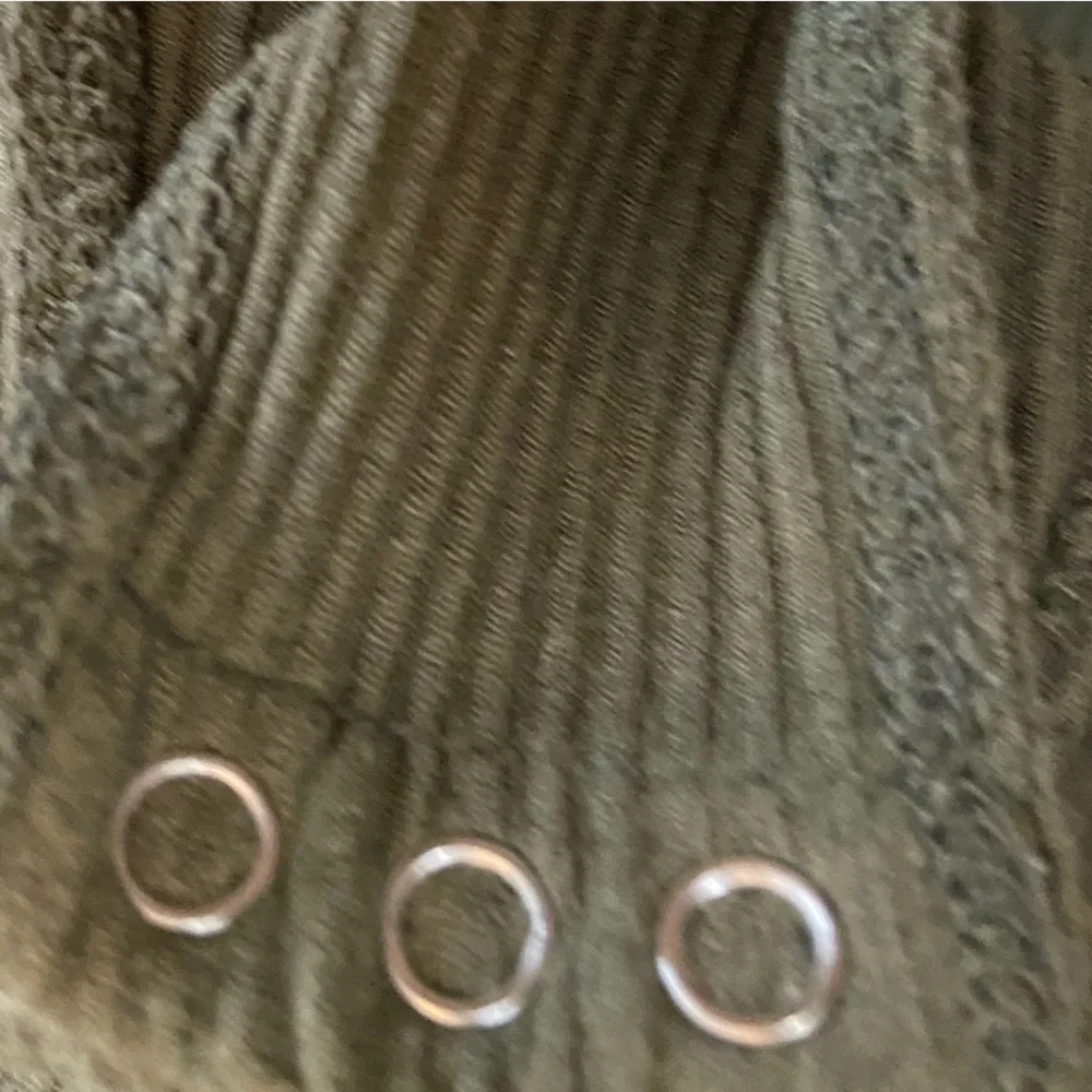 Aeropostale GUC Sz-XS Ribbed Bodysuit-3 Small Snaps-Long Sleeves, Low V-Neckline - Picture 14 of 16